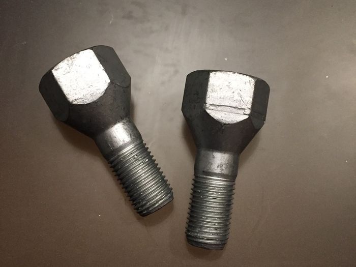 Wheel Bolt (Fiat Ducato)