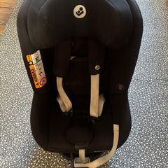 Maxi Cosi Mica Eco i-Size (360 rotating seat) with ISOFIX base