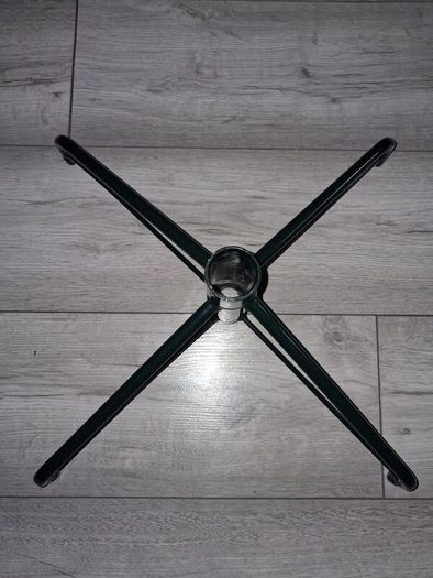Only 1 Euro Each To Clear!! - Decor, Christmas, Etc