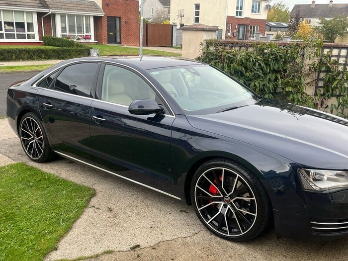 Audi A8 6200!!!
