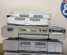 5x PlayStation 1 Consoles