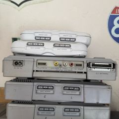5x PlayStation 1 Consoles