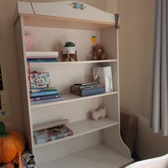 Bedroom furniture girl