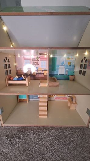 Toys wooden Doll house