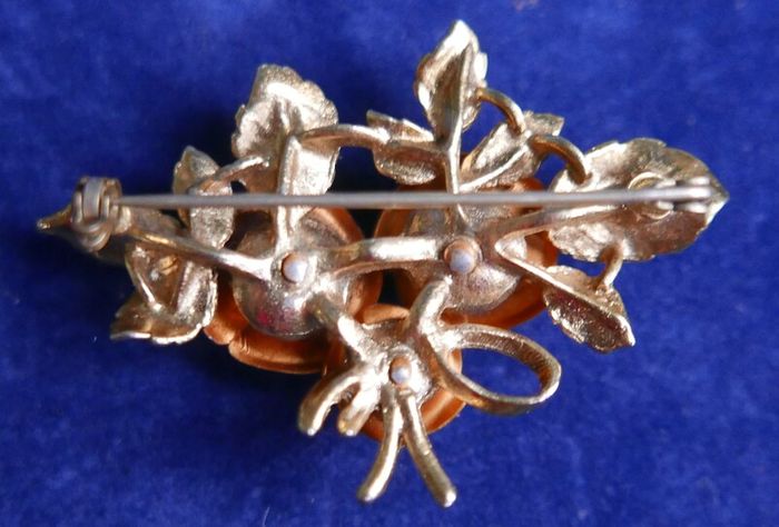 Vintage  Rose  Brooch