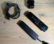 Amazon Fire TV Stick (2nd Gen) with Alexa Voice Remote (Complete)