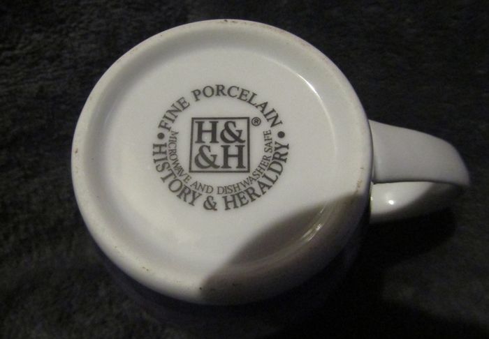 H&H nurses mug