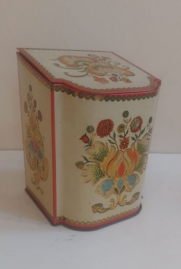 Funky Retro Mid-Century 1950's Tin Tea Caddy, with a Stylish Embossed Floral Design an Unusual Shape, with a Cushion Lid, by Baret Ware in the Monetery Design