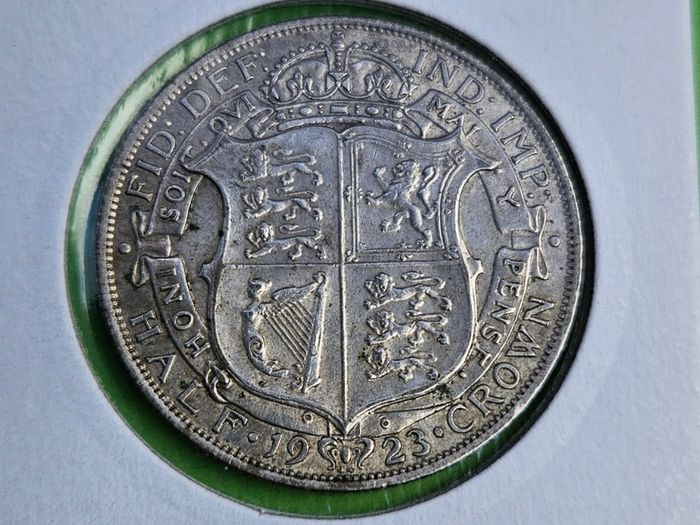United Kingdom 1923 year Silver Half Crown.