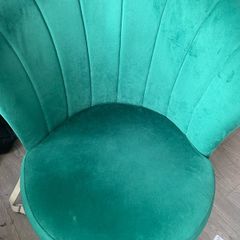 Green velvet shell chair