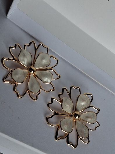 Gold & Cream Sakura Blossom Floral Statement Earrings