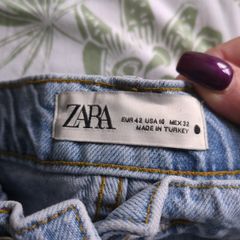 zara 90s ripped jeans