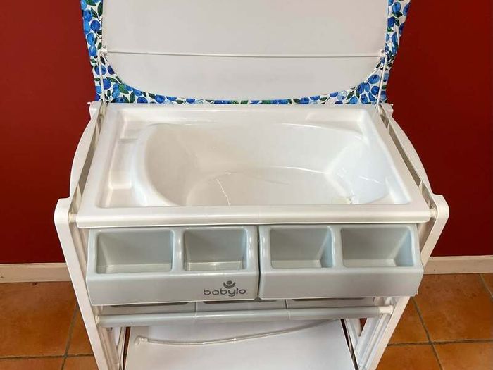 Babylo Baby Changing Table with Padded Mat & Storage