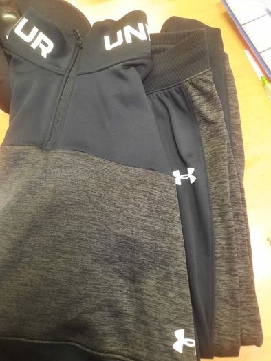 Under Armour  girls ladies tracksuit