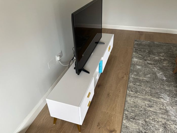 tv unit stand