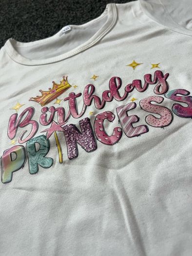 girls tshirt