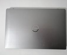 DELL Latitude 7400