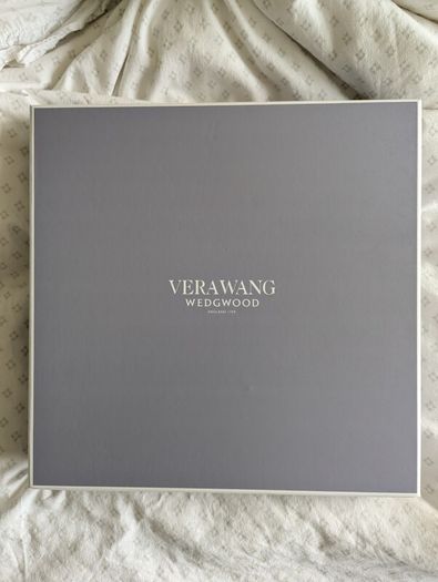 Vera Wang Wedgewood photo frame 8 x 10 inches