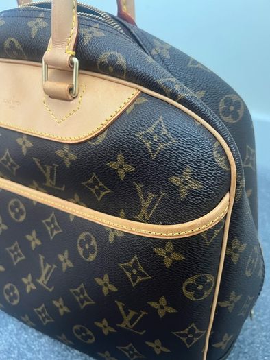 Louis Vuitton Deauville MM Vintage handbag
