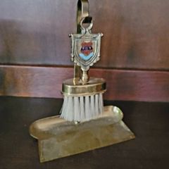 Antique brass crumb tray & brush