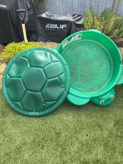 little tikes sandpit