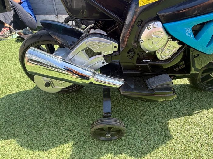 Kids BMW electric Motorbike