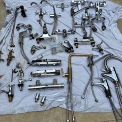 Taps/shower valves/kitchen taps.