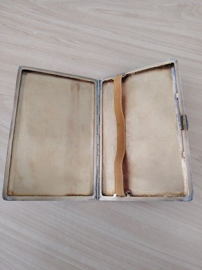 Antique heavy sterling silver cigarette case