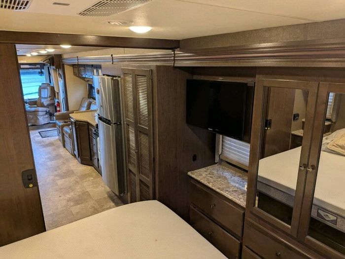 Thor Windsport 33ft Motorhome