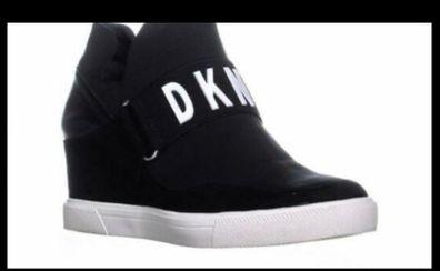 Woman Train Dkny.  Bran New.