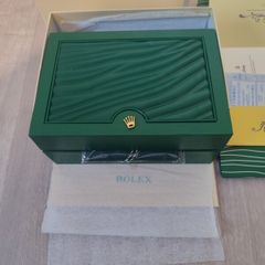 empty watch box