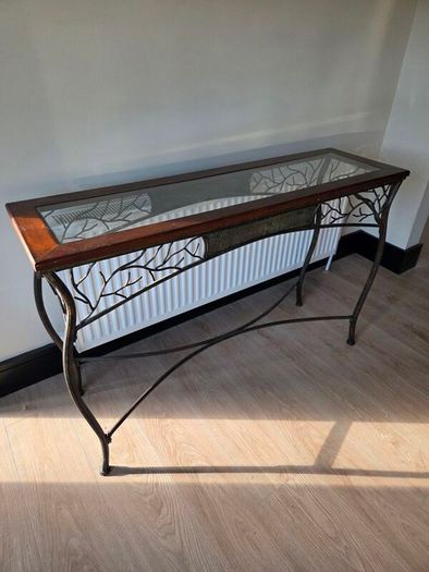 Console table