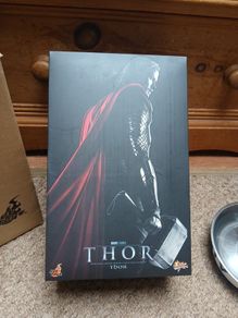 Hot toys Thor mms146 figure