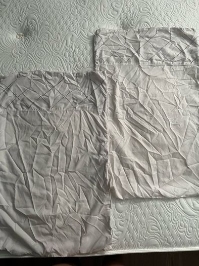 King size duvet cover + 2 pillows Dunnes