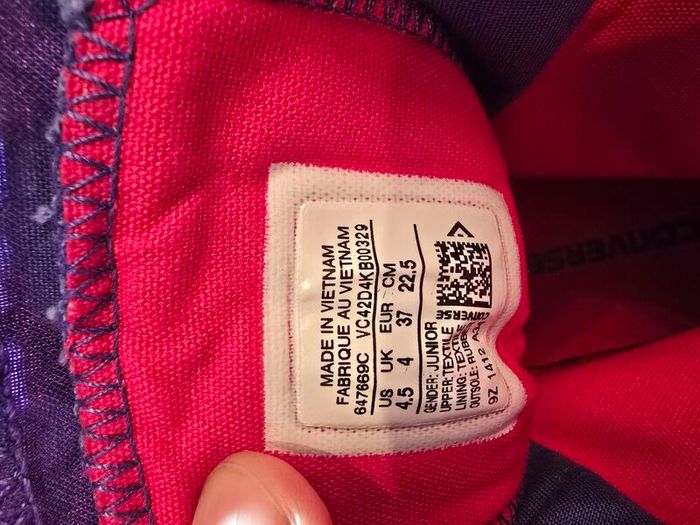 Converse size 4 worn a handful of times