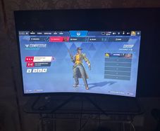 Samsung Monitor 32" Curved Display