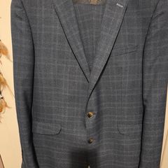 Suit
