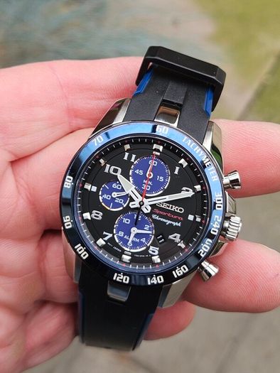 Watch Seiko Sportura. Chronograph. Alarm