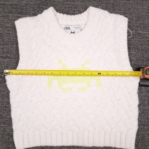Zara Cream White Cable Knit Space Invaders Pixel Graphic Sleeveless Jumper Vest Size M