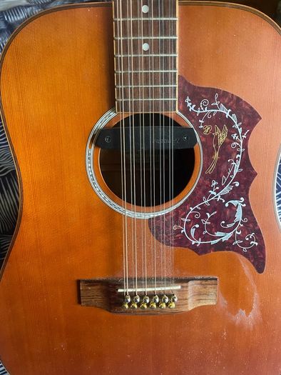 12 strings tanglewood guitar