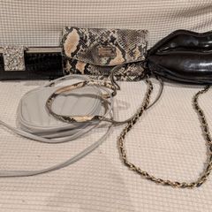 Bundle of 4 evening bags/clutches