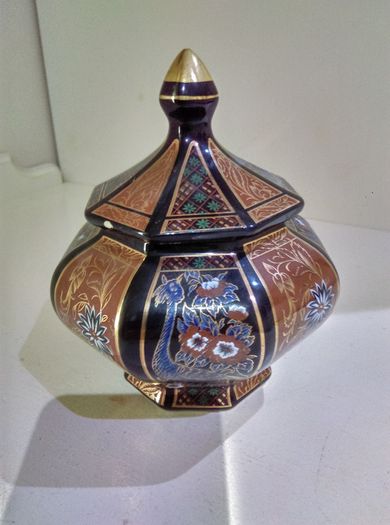 Trinket Box / Lidded Jar