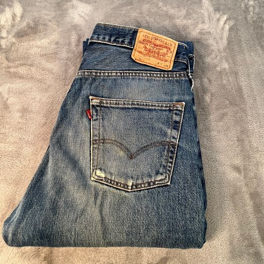 Levis 501 Vintage Made in UK W33 L32 Light Wash Blue Jeans 90s - Distressed