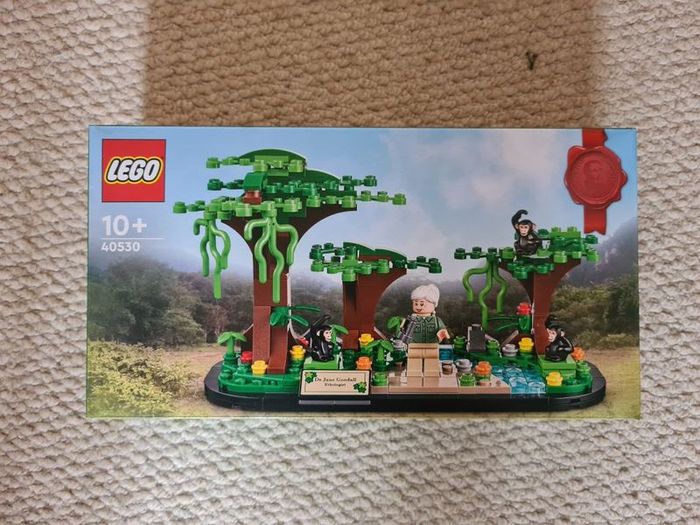lego 40530 Jane Goodall tribute
