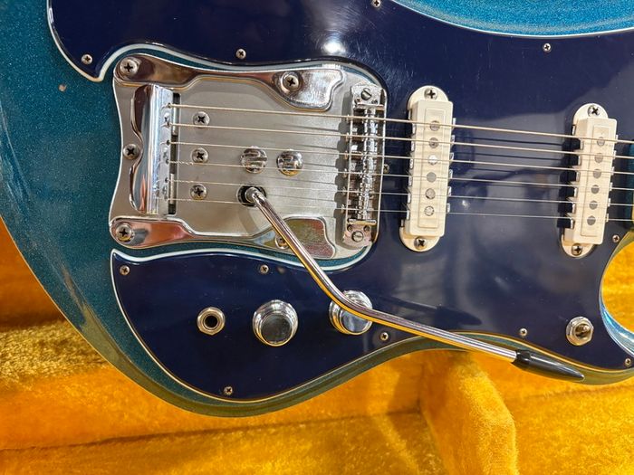 Guyatone LG-350T Sharp 5 Blue 1970's
