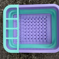 Dish drainer