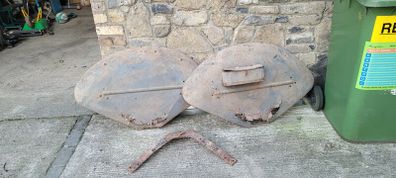 Ferguson 20 mudguard,
