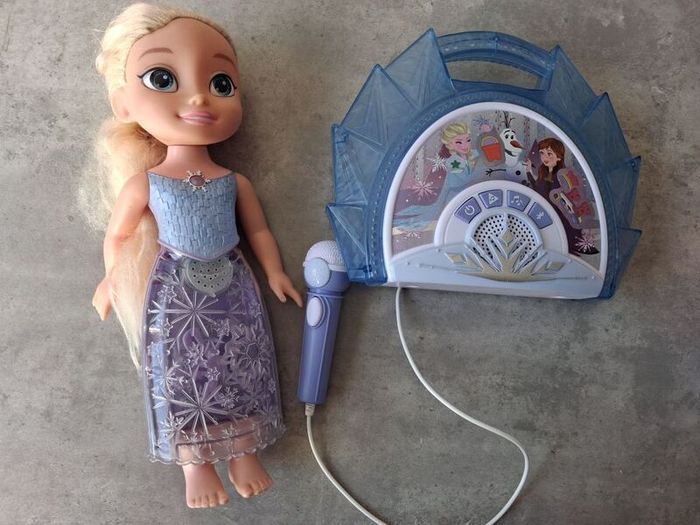 Frozen karaoke