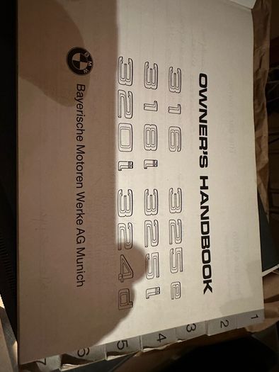 BMW E30 Handbook