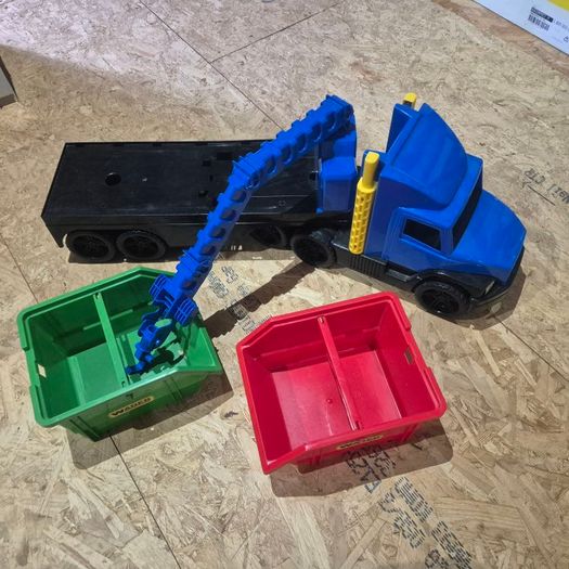 Truck toy Wader